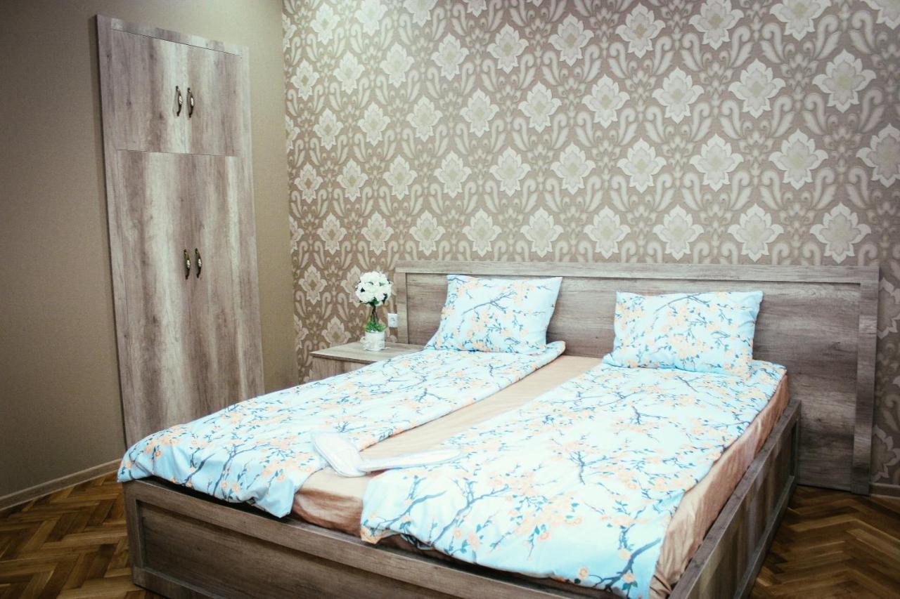 Apartment Izabella Tbilisi Rum bild